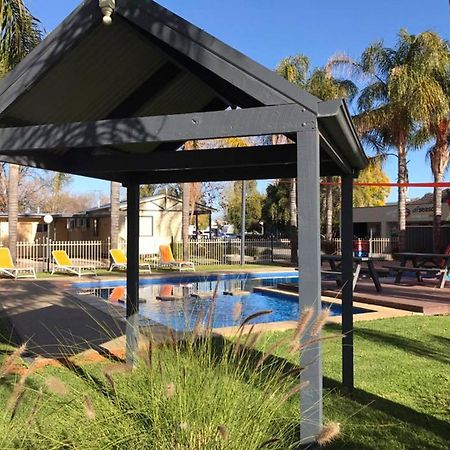 فندق All Seasons Mildura Holiday Park المظهر الخارجي الصورة